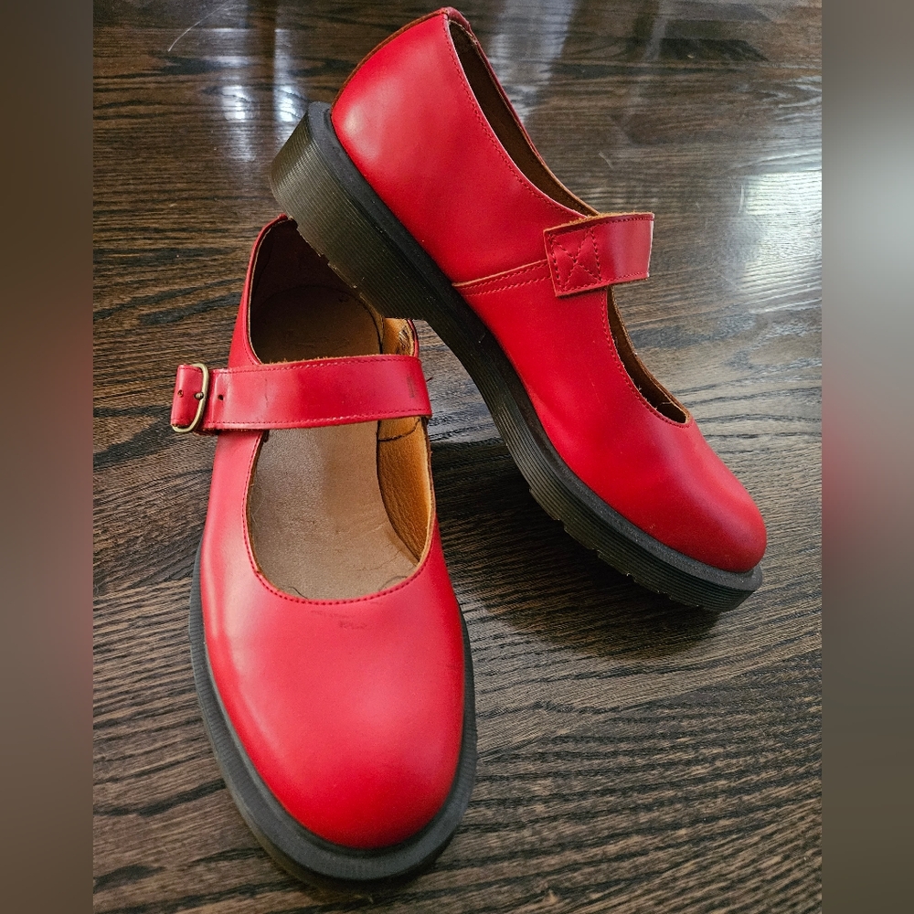 Dr. Marten Red Mary Jane Shoe Sz 9.5